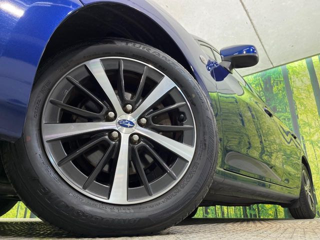 �y����16�C���`�A���~�z�C�[���z�O�ςɃ}�b�`���������A���~�z�C�[���𑕒����Ă���܂��B�e��ЊO�A���~�z�C�[����A�X�^�b�h���X�^�C�����戵�����Ă���܂��B���񂲑��k����������