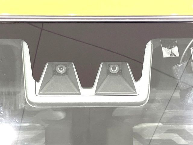 �y�X�}�[�g�A�V�X�g�z���s���ɑO���̎ԗ�����F�����A�Փ˂������Ȏ��͌x��ƃu���[�L�ŏՓˉ���Ɣ�Q�y�����A�V�X�g�B�����S�Ƀh���C�u�����y���݂��������܂��B