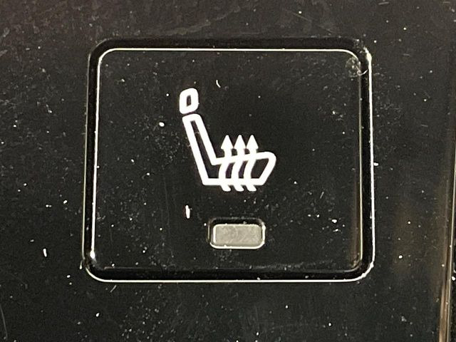 �y�V�[�g�q�[�^�[�z�������ɏd�󂷂�V�[�g�q�[�^�[!�G�A�R����葁�����܂��Ă����̂Ŋ�����̐l�����S�ł��ˁ�G�A�R���̉����͊������邩����A�Ƃ������ɂ����������߂ł��B