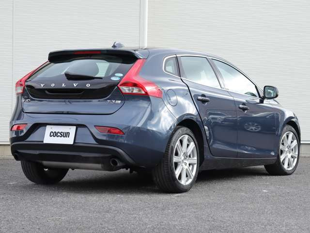 �G���W���I�C���̓t�����X��MOTUL(���`���[��)���g�p���Ă��܂��B�V���{���{�e���f���ɓK������قȂ�S�x�̃I�C�������p�ӂ��Ă��܂��B