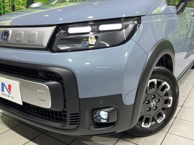 �yLED�w�b�h���C�g�z���V����ԑ��s�����ǍD�Ȏ��E���m�ۂ����S���ĉ^�]�ł��鍂�P�xLED�w�b�h���C�g�𑕔�!�_�����x�������A����d�͂��}�����Ă��܂��B