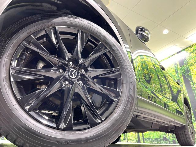 �y���������C���`�A���~�z�C�[���z�O�ςɃ}�b�`���������A���~�z�C�[���𑕒����Ă���܂��B�e��ЊO�A���~�z�C�[����A�X�^�b�h���X�^�C�����戵�����Ă���܂��B���񂲑��k����������