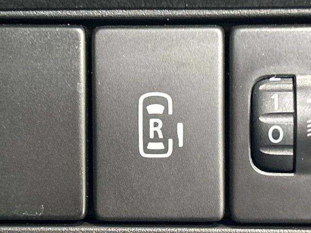 �y�p���[�X���C�h�h�A�z�X�}�[�g�L�[��^�]�Ȃ̃X�C�b�`�ŃX���C�h�h�A�̊J���\���d��������͂����ăh�A���J����K�v�������A���������q�l�ł��A�d���ו��������Ă��鎞�����N�ɊJ���߂ł��܂���