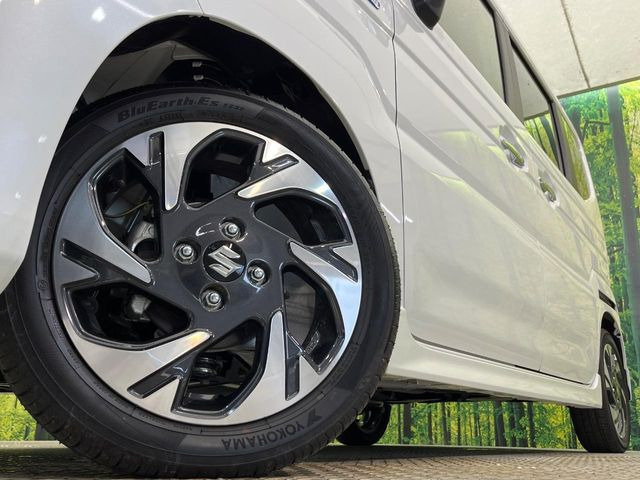 �y����15�C���`�A���~�z�C�[���z�O�ςɃ}�b�`���������A���~�z�C�[���𑕒����Ă���܂��B�e��ЊO�A���~�z�C�[����A�X�^�b�h���X�^�C�����戵�����Ă���܂��B���񂲑��k����������