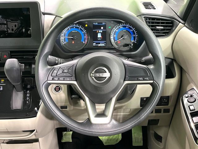 �y�X�G�[�h�X�e�A�����O�z����ɂ����f�ނ��̗p����A�O���b�v���\�ɗD�ꂽ�X�e�A�����O�ł��B�n���h�����O���̑��쐫�����サ�A���S�E���S�ȑ��s�ɍv�����܂��B���������ӂ�錩���ڂ������ł��ˁ�