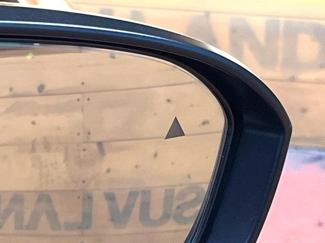 �y�u���C���h�X�|�b�g���[�j���O�z���s���A�h�A�~���[�̎��p�ɂȂ�₷���ӏ��Ɍ㑱�Ԃ��ڋ߂���ƃT�C�h�~���[�t�߂Ɍx����\���A�h���C�o�[�ɒ��ӊ��N�����Ă���܂��B