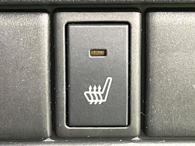 �y�V�[�g�q�[�^�[�z�������ɏd�󂷂�V�[�g�q�[�^�[!�G�A�R����葁�����܂��Ă����̂Ŋ�����̐l�����S�ł��ˁ�G�A�R���̉����͊������邩����A�Ƃ������ɂ����������߂ł��B