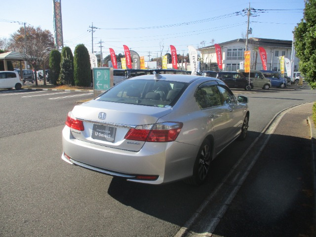 アコードハイブリッド2.0 LX