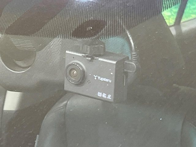 �y�h���C�u���R�[�_�[�z���S�E���S�ȃJ�[���C�t�ɕK�{�̃h���C�u���R�[�_�[�𑕔�!���s���͂������A������^�]�⎖�̂ɑ��������ۂ̏󋵂��f���ŋL�^���A����̃��X�N�ɔ����܂��B