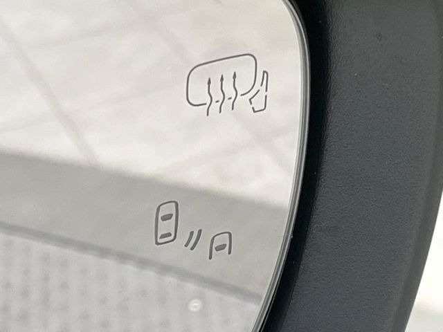 �y�u���C���h�X�|�b�g���j�^�[�z���s���A�h�A�~���[�̎��p�ɂȂ�₷���ӏ��Ɍ㑱�Ԃ��ڋ߂���ƃT�C�h�~���[�t�߂Ɍx����\���A�h���C�o�[�ɒ��ӊ��N�����Ă���܂��B