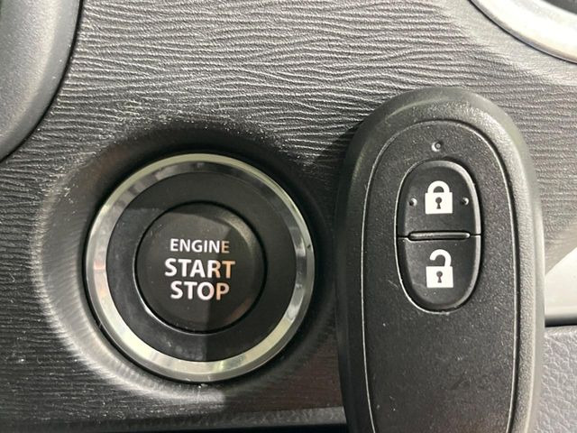 �y�L�[���X�X�^�[�g�V�X�e���z�J�o����|�P�b�g�ɓ��ꂽ�܂܂ł��h�A�̎{���E�������\�ȃX�}�[�g�L�[�𑕔��B�G���W���̃I���E�I�t�����J�M�����o���K�v����������Ƃ��Ă��֗��ł���