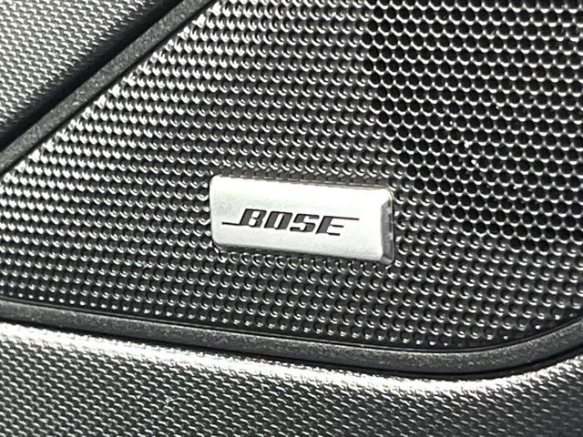 �yBOSE�T�E���h�V�X�e���t�������i�r�z�[���̃i�r�@�\�͂������A���x�ȃ`���[�j���O�\�͂����ڂ���Ă���A�������ȉ��y�����y���݂��������܂���