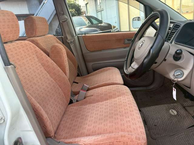 �C�ɂȂ邨�Ԃ�����܂�����E�̓d�b�ԍ����璼�ڂ��X�ɂ��₢���킹���������B�x�����@����ԗ����A��Ԃ܂łȂ�ł������������Ē����܂��B�X�^�b�t�ꓯ���A�����҂����Ă���܂��B