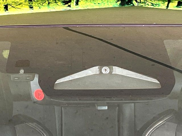 �y�g���^�Z�[�t�e�B�Z���X�z���s���ɑO���̎ԗ�����F�����A�Փ˂������Ȏ��͌x��ƃu���[�L�ŏՓˉ���Ɣ�Q�y�����A�V�X�g�B�����S�Ƀh���C�u�����y���݂��������܂��B