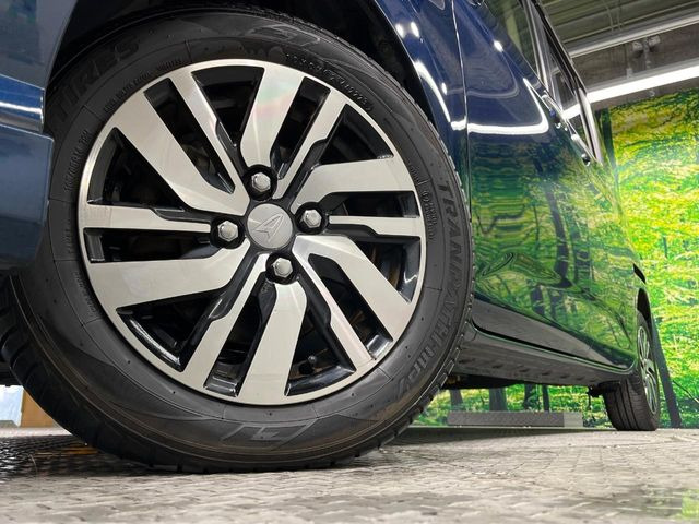 �y����14�C���`�A���~�z�C�[���z�O�ςɃ}�b�`���������A���~�z�C�[���𑕒����Ă���܂��B�e��ЊO�A���~�z�C�[����A�X�^�b�h���X�^�C�����戵�����Ă���܂��B���񂲑��k����������