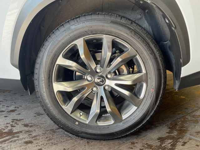 �y����18�C���`�A���~�z�C�[���z�O�ςɃ}�b�`���������A���~�z�C�[���𑕒����Ă���܂��B�e��ЊO�A���~�z�C�[����A�X�^�b�h���X�^�C�����戵�����Ă���܂��B���񂲑��k����������