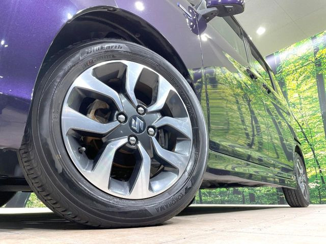 �y�����A���~�z�C�[���z�O�ςɃ}�b�`���������A���~�z�C�[���𑕒����Ă���܂��B�e��ЊO�A���~�z�C�[����A�X�^�b�h���X�^�C�����戵�����Ă���܂��B���񂲑��k����������