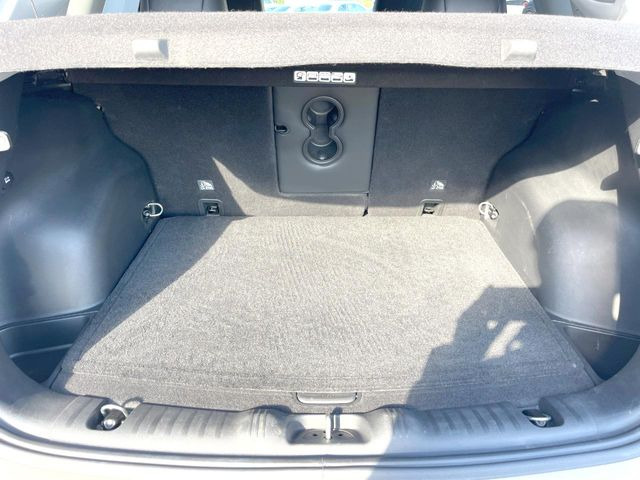 ���g�����N���[��:����L������e�X�y�[�X!���ꂾ���̍L��������΂��������⃌�W���[�Ȃǂɂ��œK�ł�!�g�p�������Ȃ����ꂢ�ȏ�Ԃ��ێ����Ă���܂��B