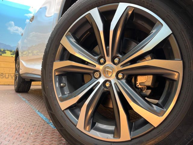 �y����20�C���`�A���~�z�C�[���z�O�ςɃ}�b�`���������A���~�z�C�[���𑕒����Ă���܂��B�e��ЊO�A���~�z�C�[����A�X�^�b�h���X�^�C�����戵�����Ă���܂��B���񂲑��k����������