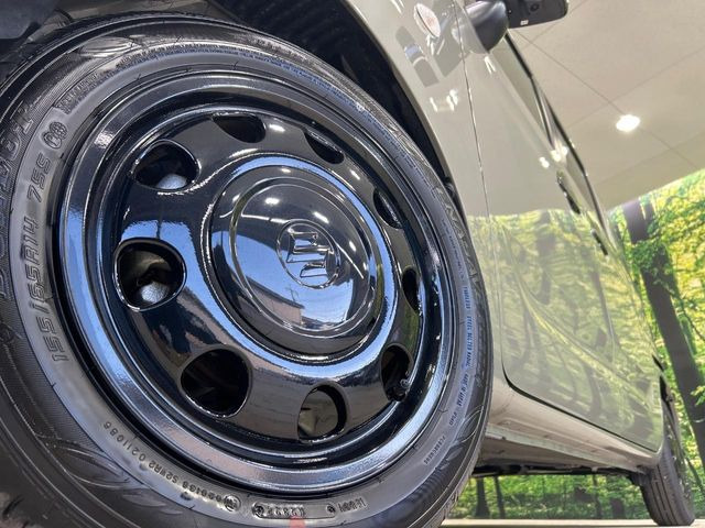 �y14�C���`�A���~�z�C�[���z�O�ςɃ}�b�`�����A���~�z�C�[���𑕒����Ă���܂��B�e��A���~�z�C�[����A�X�^�b�h���X�^�C�����戵�����Ă���܂��B���񂲑��k����������