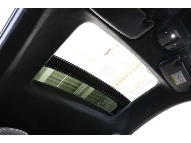 �d���T�����[�t������A�����Ɏ��R������荞�݂Ȃ���u���ȃh���C�u���y���߂܂��B