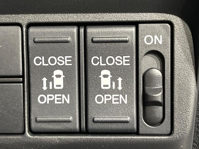 �y�����p���[�X���C�h�h�A�z�X�}�[�g�L�[��^�]�Ȃ̃X�C�b�`�Ō�ȗ����X���C�h�h�A�̊J���\���d��������͂����ăh�A���J����K�v�������A�����Ȃ��q�l�ł��ȒP�ɊJ���߂ł����K�ł���