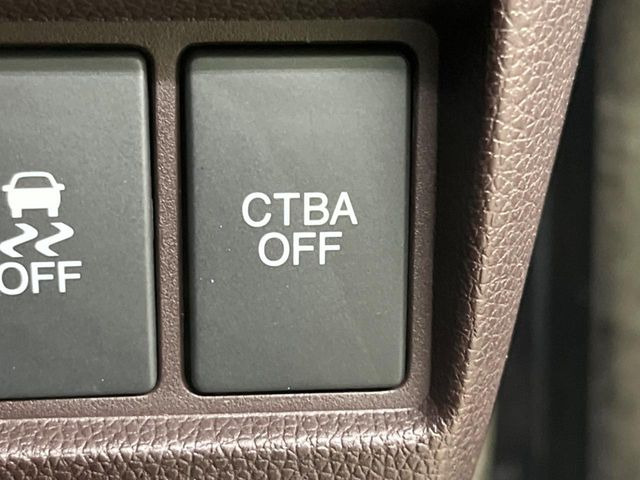 �y�V�e�B�u���[�L�A�N�e�B�u�V�X�e���z�ᑬ���s���ɑO���̎ԗ�����F�����A�Փ˂������Ȏ��͌x��ƃu���[�L�ŏՓˉ���Ɣ�Q�y�����A�V�X�g�B�����S�Ƀh���C�u�����y���݂��������܂��B