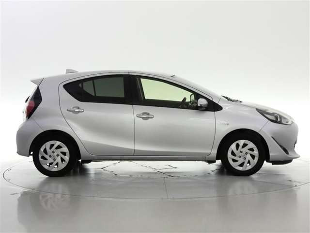 アクア1.5 S スタイルブラック