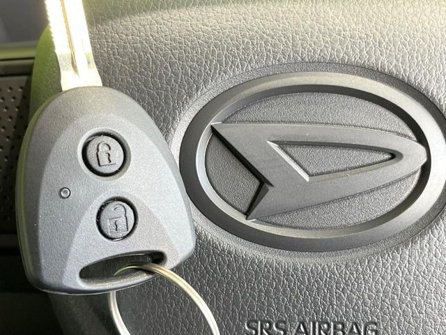 �y�L�[���X�z�������ꂽ�ꏊ����ł��{�^����Ńh�A�̊J���E�{�����ł���̂łƂ��Ă��֗�!�h�A�̌�������ɏ������邱�Ƃ�����܂����