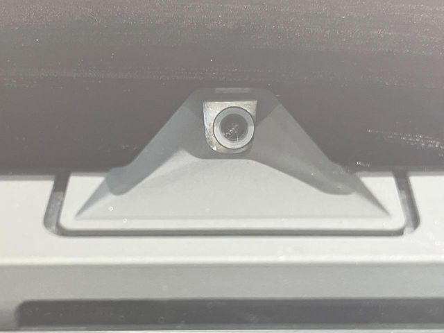 �y�g���^�Z�[�t�e�B�Z���X�z���s���ɑO���̎ԗ�����F�����A�Փ˂������Ȏ��͌x��ƃu���[�L�ŏՓˉ���Ɣ�Q�y�����A�V�X�g�B�����S�Ƀh���C�u�����y���݂��������܂��B