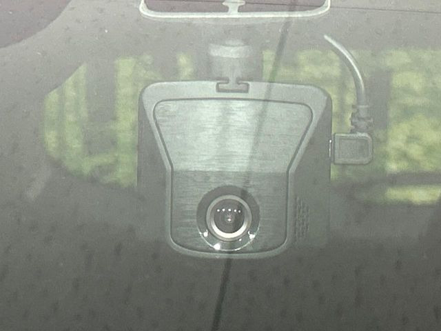 �y�h���C�u���R�[�_�[�z���S�E���S�ȃJ�[���C�t�ɕK�{�̃h���C�u���R�[�_�[�𑕔�!���s���͂������A������^�]�⎖�̂ɑ��������ۂ̏󋵂��f���ŋL�^���A����̃��X�N�ɔ����܂��B