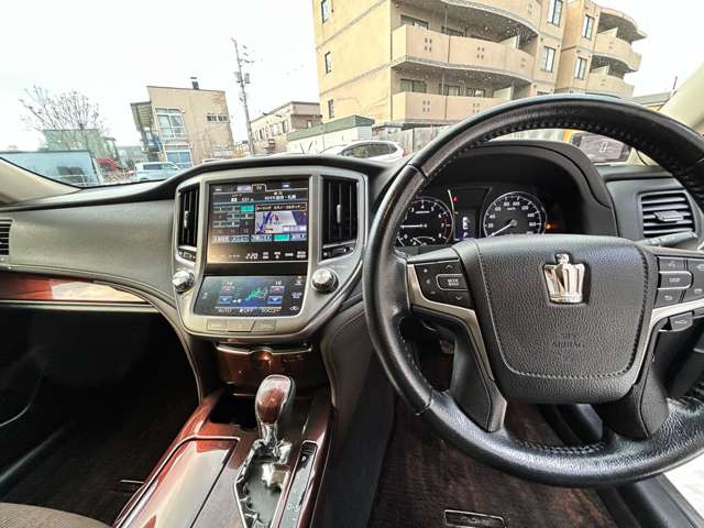 �i�r�������A�[���������y�E�f���������y���݂��������B