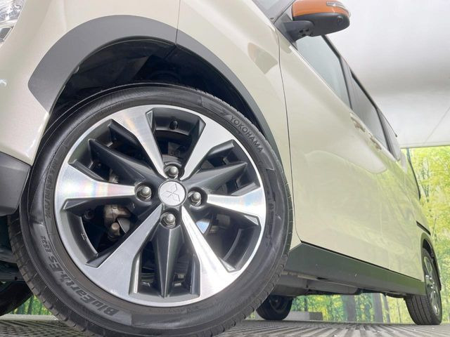 �y����15�C���`�A���~�z�C�[���z�O�ςɃ}�b�`���������A���~�z�C�[���𑕒����Ă���܂��B�e��ЊO�A���~�z�C�[����A�X�^�b�h���X�^�C�����戵�����Ă���܂��B���񂲑��k����������