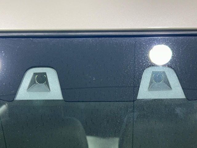 �y�X�Y�L �Z�[�t�e�B�T�|�[�g�z���s���ɑO���̎ԗ�����F�����A�Փ˂������Ȏ��͌x��ƃu���[�L�ŏՓˉ���Ɣ�Q�y�����A�V�X�g�B�����S�Ƀh���C�u�����y���݂��������܂��B