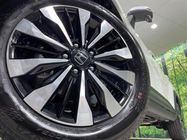 �y����17�C���`�A���~�z�C�[���z�O�ςɃ}�b�`���������A���~�z�C�[���𑕒����Ă���܂��B�e��ЊO�A���~�z�C�[����A�X�^�b�h���X�^�C�����戵�����Ă���܂��B���񂲑��k����������