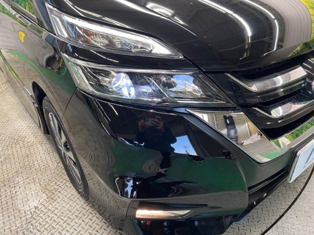 �yLED�w�b�h���C�g�z���V����ԑ��s�����ǍD�Ȏ��E���m�ۂ����S���ĉ^�]�ł��鍂�P�xLED�w�b�h���C�g�𑕔�!�_�����x�������A����d�͂��}�����Ă��܂��B