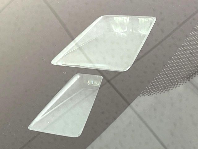 �y�X�}�[�g�V�e�B�u���[�L�T�|�[�g�z�ᑬ���s���ɑO���̎ԗ�����F�����A�Փ˂������Ȏ��͌x��ƃu���[�L�ŏՓˉ���Ɣ�Q�y�����A�V�X�g�B�����S�Ƀh���C�u�����y���݂��������܂��B