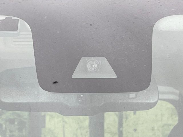 �y�O�He-Assist�z���s���ɑO���̎ԗ�����F�����A�Փ˂������Ȏ��͌x��ƃu���[�L�ŏՓˉ���Ɣ�Q�y�����A�V�X�g�B�����S�Ƀh���C�u�����y���݂��������܂��B