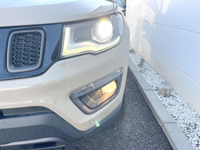 ��HID�w�b�h���C�g:���邭�O�����Ƃ炵�Ă����̂ŁA���V����Ԃ̑��s�������E�ǍD�ň��S���Ă���肢�������܂��B