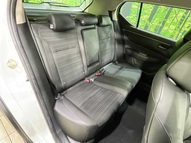 ���i���ȃI���W�i���t���A�}�b�g���I�v�V�����ɂĂ��p�ӂ��Ă���܂��B���D���ȃf�U�C����J���[�����Ԃɍ��킹�đI��ł����������Ƃ��ł��܂���