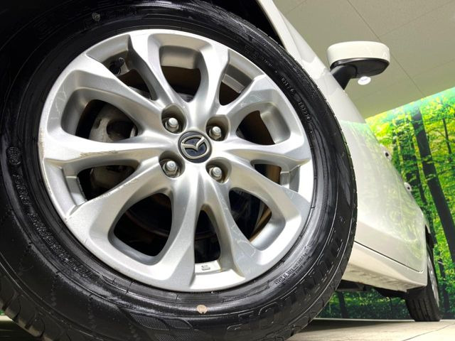 �y����15�C���`�A���~�z�C�[���z�O�ςɃ}�b�`���������A���~�z�C�[���𑕒����Ă���܂��B�e��ЊO�A���~�z�C�[����A�X�^�b�h���X�^�C�����戵�����Ă���܂��B���񂲑��k������