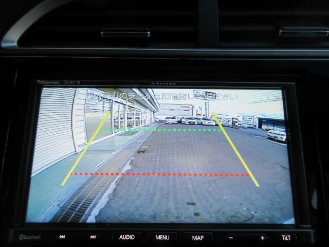 �o�b�N�J�����𑕔����Ă���܂��B���Ԏ��ɑ�ϖ𗧂��܂����^�]�����ȕ��̖����ɂȂ��Ă���܂��B