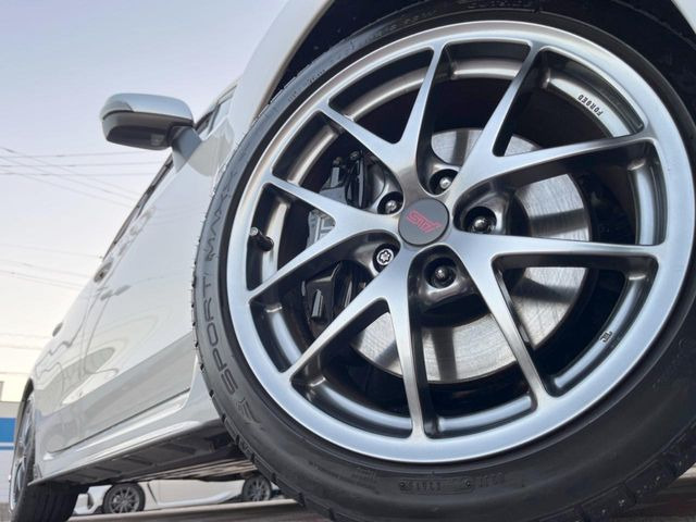 �y�O���[�h����BBS��18�C���`�A���~�z�C�[���z��l�C���[�J�[�̃z�C�[���𑕔���y�ʁE���d�x�̃A���~�z�C�[���́A�n���h�����O�E�����ȂǁA����̎������サ�Ă���܂���