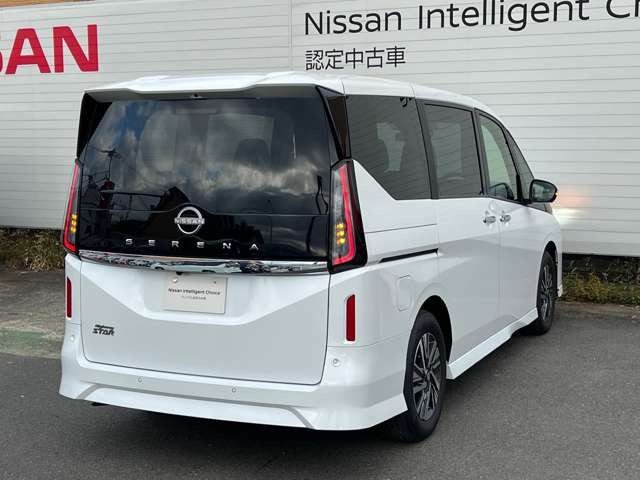 セレナ2.0 ハイウェイスターV