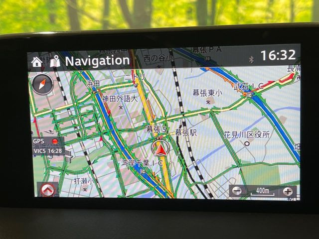 �y�����i�r�z�l�C�̏����i�r�𑕔����Ă���܂��B�i�r�̎g���₷���͂������A�I�[�f�B�I�@�\���[��!�L�����v�◷�s�͂������A�ʋ΂┃�����ȂǕ��i�̃h���C�u���y�����Ȃ�͂���