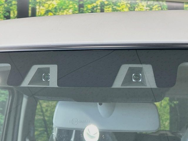 �y�X�Y�L �Z�[�t�e�B�T�|�[�g�z���s���ɑO���̎ԗ�����F�����A�Փ˂������Ȏ��͌x��ƃu���[�L�ŏՓˉ���Ɣ�Q�y�����A�V�X�g�B�����S�Ƀh���C�u�����y���݂��������܂��B