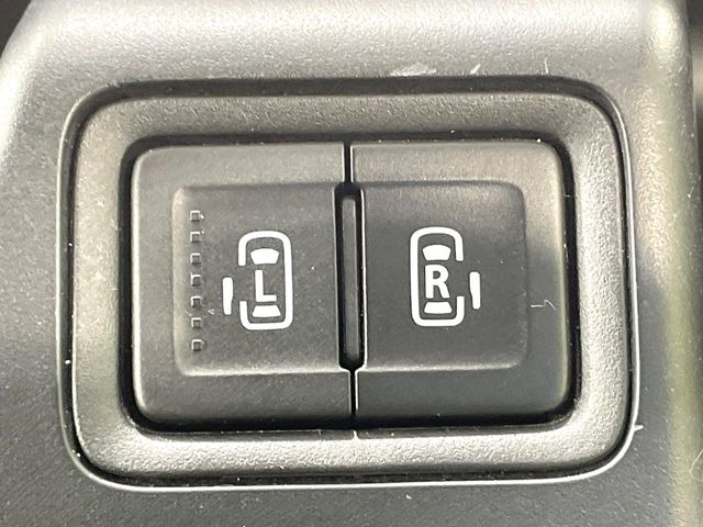 �y�����p���[�X���C�h�h�A�z�X�}�[�g�L�[��^�]�Ȃ̃X�C�b�`�Ō�ȗ����X���C�h�h�A�̊J���\���d��������͂����ăh�A���J����K�v�������A�����Ȃ��q�l�ł��ȒP�ɊJ���߂ł����K�ł���