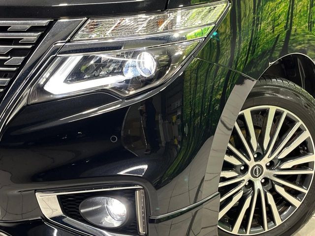 �yLED�w�b�h���C�g�z���V����ԑ��s�����ǍD�Ȏ��E���m�ۂ����S���ĉ^�]�ł��鍂�P�xLED�w�b�h���C�g�𑕔�!�_�����x�������A����d�͂��}�����Ă��܂��B