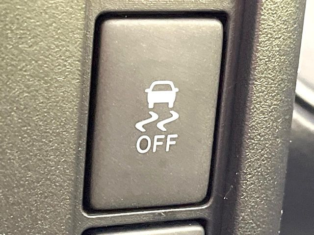 �y������h�~���u�z�ԗ��̉���������m����ƁA�����I�Ɏԗ��̐i�s������ۂ悤�Ɏԗ��𐧌䂵�܂��B�J�̓��ȂǊ���₷���H�ʏ󋵂ł����S�ȉ^�]���\�ł��B