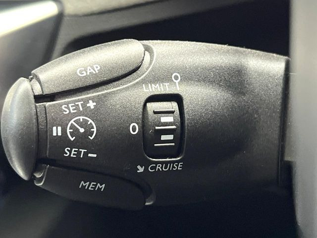 �����[�_�[�N���[�Y�R���g���[��:�O�̎ԂƂ̎Ԋԋ��������ɂƂ�A��葬�x�Ŏ������s���Ă���鎟����̃N���[�Y�R���g���[��!��ɍ������H�⎩���Ԑ�p���H�Ŏg�p����֗��ȋ@�\�ł�!